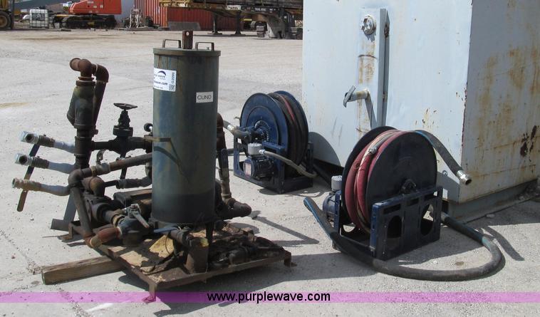 image for item G2099 Oil recycle reclaim pumping system