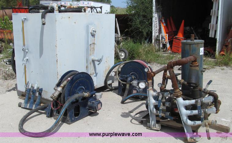 image for item G2099 Oil recycle reclaim pumping system