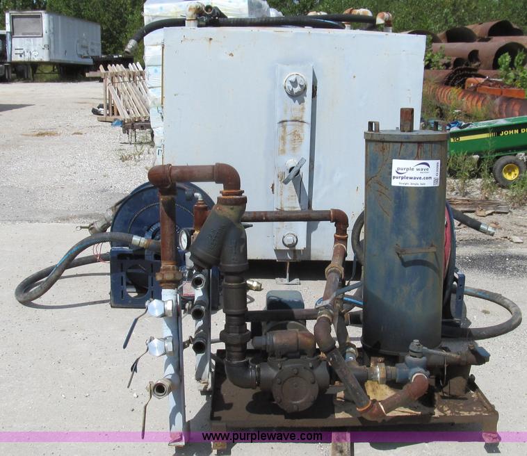 image for item G2099 Oil recycle reclaim pumping system