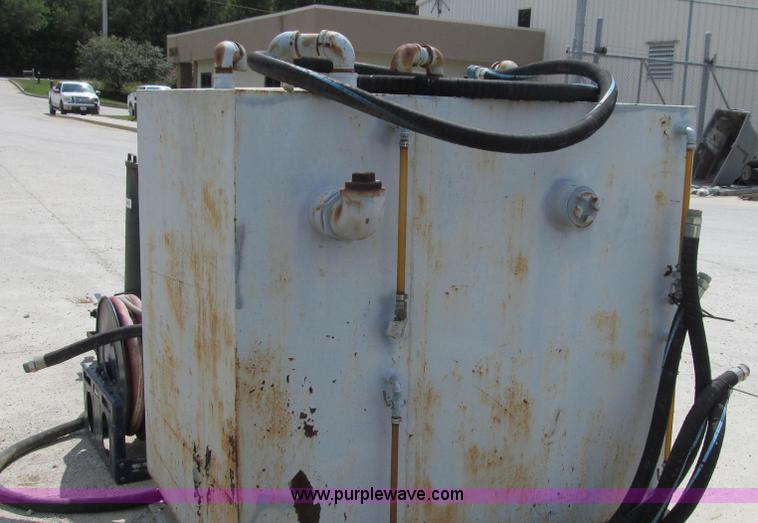 image for item G2099 Oil recycle reclaim pumping system