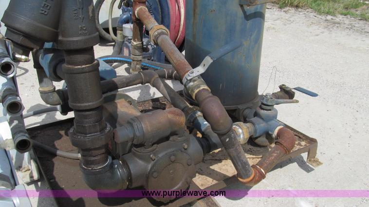 image for item G2099 Oil recycle reclaim pumping system