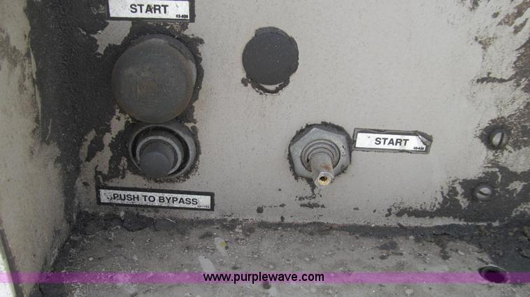 image for item G2100 1994 Leroi 3217X1769 air compressor