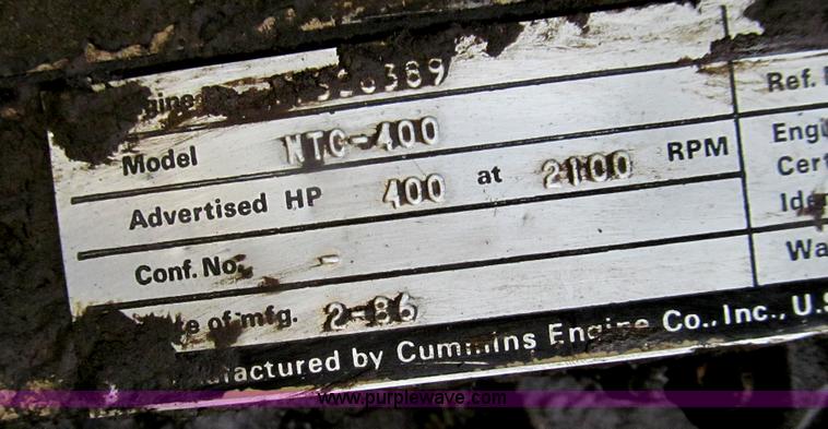 image for item G2101 1986 Ford LTL9000 dump truck