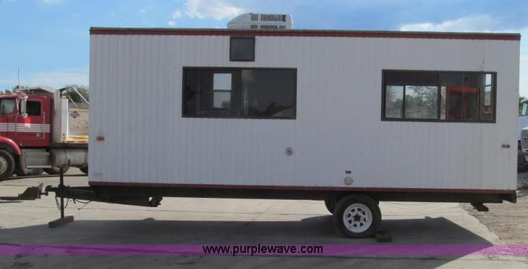 image for item G2102 1998 Play-Mor office trailer