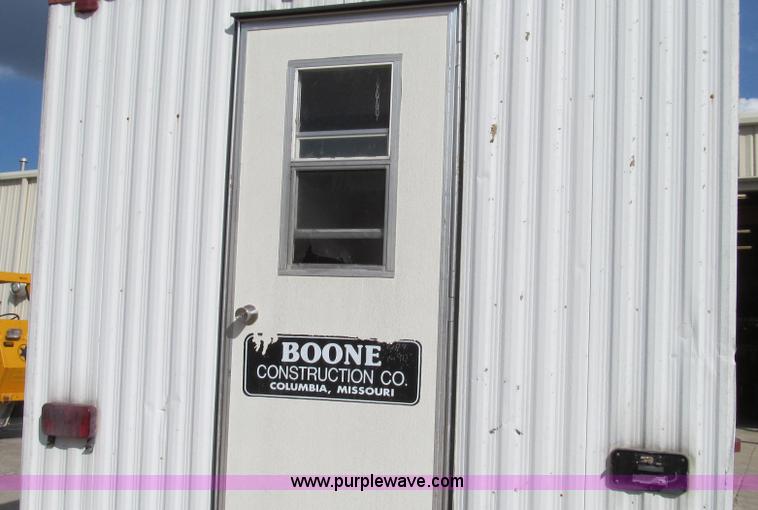 image for item G2102 1998 Play-Mor office trailer