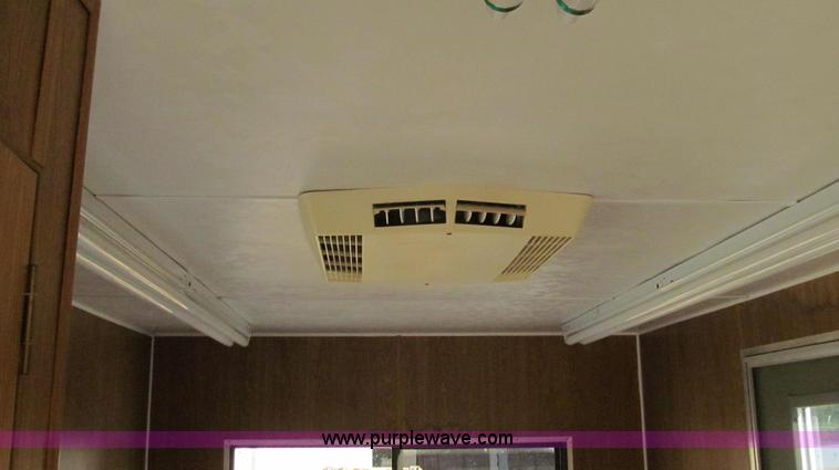 image for item G2102 1998 Play-Mor office trailer