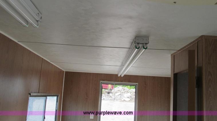 image for item G2102 1998 Play-Mor office trailer