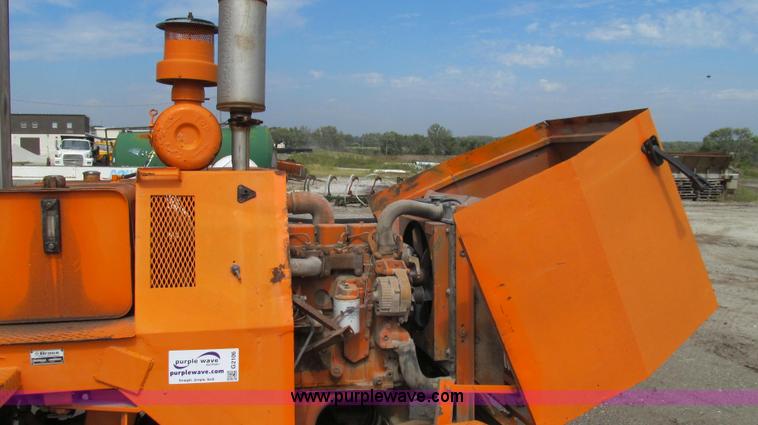 image for item G2106 Broyce Broom RC300