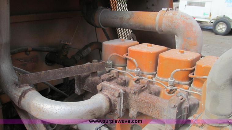 image for item G2106 Broyce Broom RC300