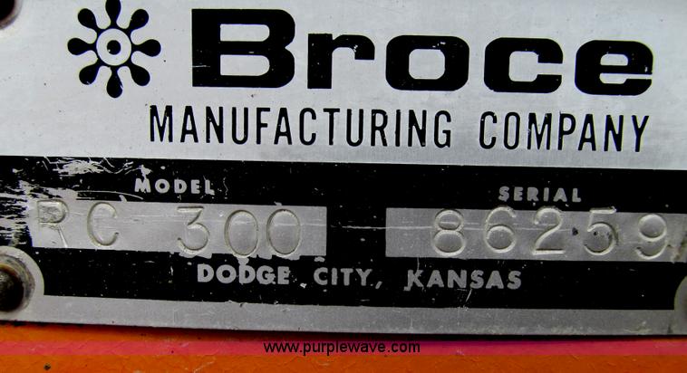 image for item G2106 Broyce Broom RC300