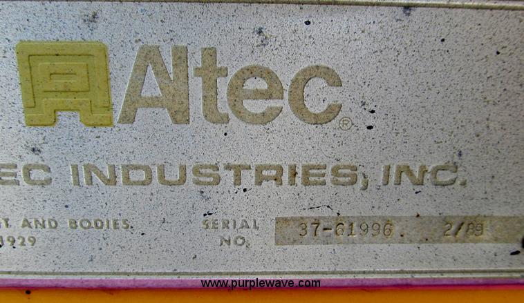 image for item G2107 1987 Ford F600 Altec bucket truck