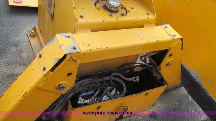 image for item G2107 1987 Ford F600 Altec bucket truck