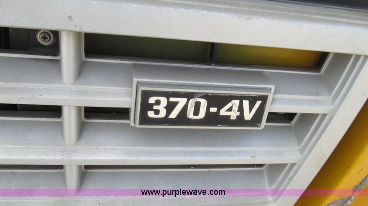 image for item G2107 1987 Ford F600 Altec bucket truck