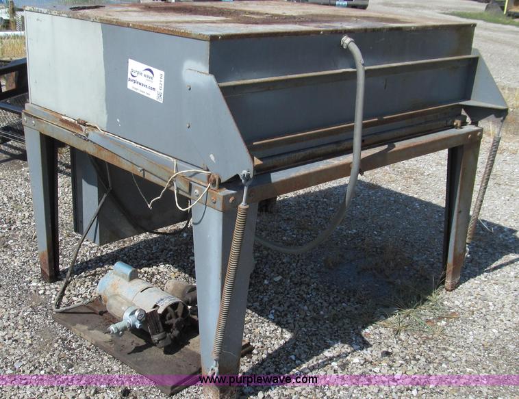 image for item G2110 Scotchlite heat lamp applicator table