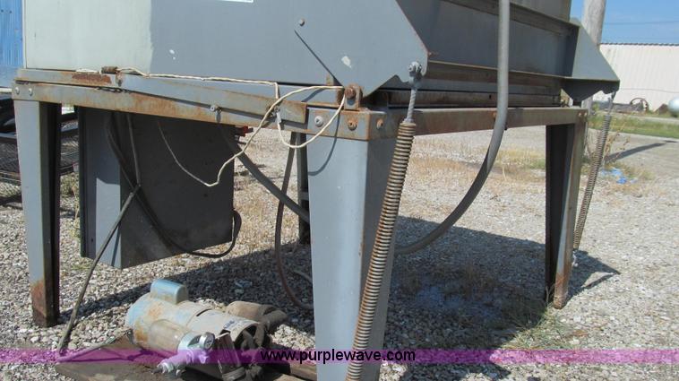 image for item G2110 Scotchlite heat lamp applicator table