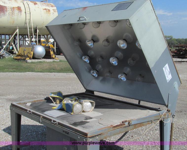 image for item G2110 Scotchlite heat lamp applicator table