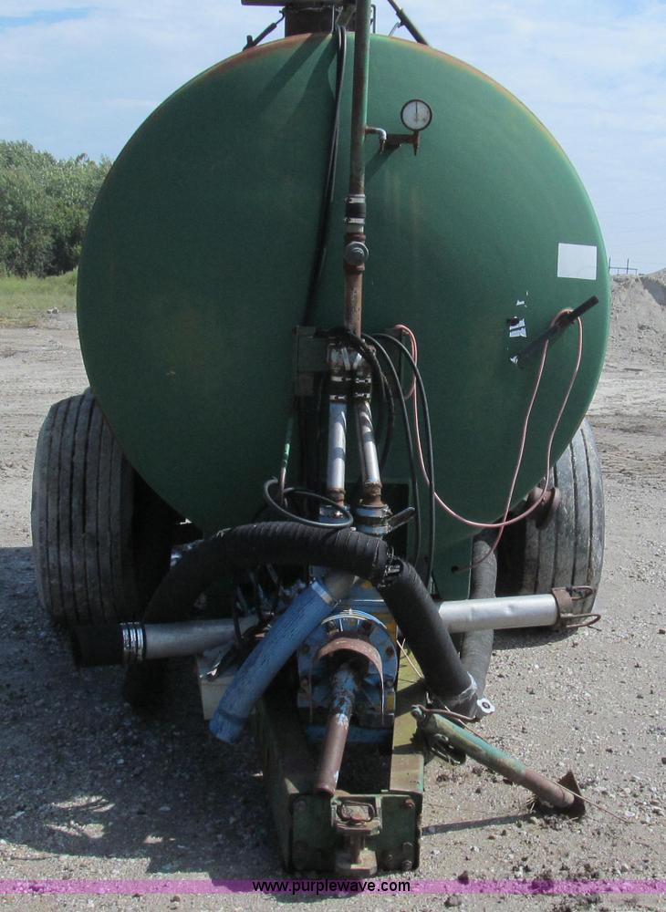 image for item G2111 Badger 8700L BN326 honey wagon