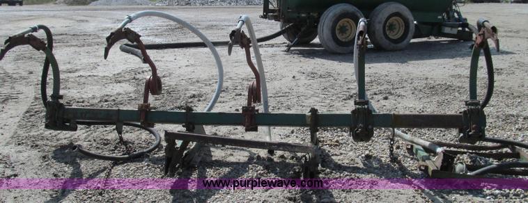 image for item G2111 Badger 8700L BN326 honey wagon