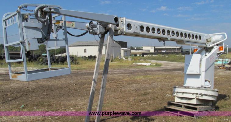 image for item G2113 1992 Telsta T-400 single platform man lift