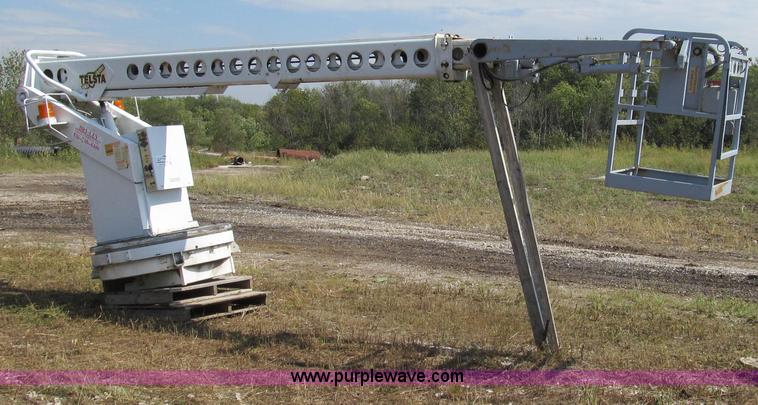 image for item G2113 1992 Telsta T-400 single platform man lift