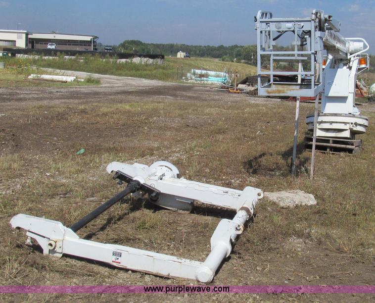 image for item G2113 1992 Telsta T-400 single platform man lift