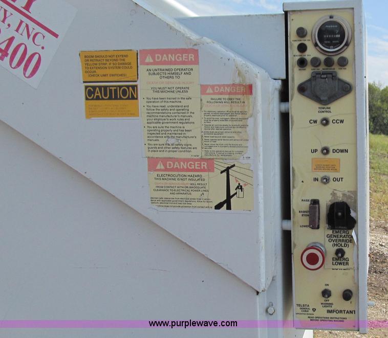 image for item G2113 1992 Telsta T-400 single platform man lift