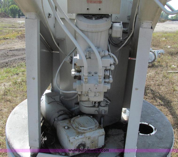 image for item G2113 1992 Telsta T-400 single platform man lift