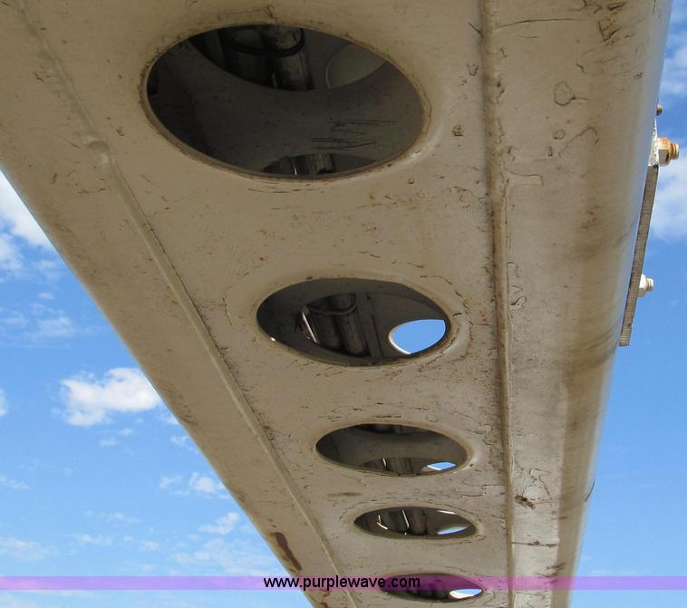 image for item G2113 1992 Telsta T-400 single platform man lift