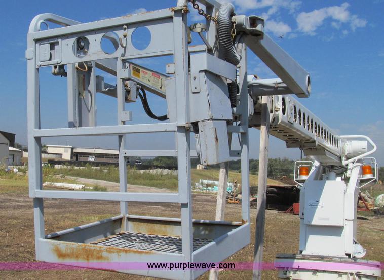 image for item G2113 1992 Telsta T-400 single platform man lift