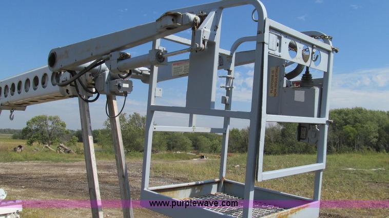 image for item G2113 1992 Telsta T-400 single platform man lift