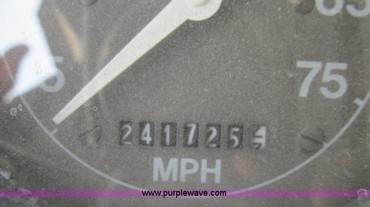 image for item G2114 1988 Ford L8000 dump truck