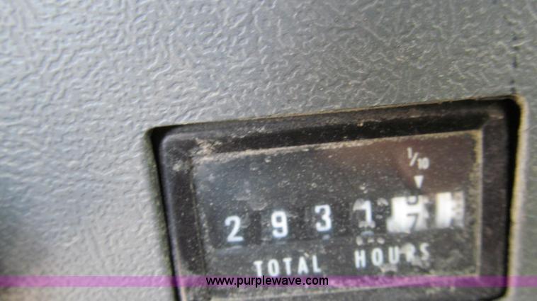 image for item G2114 1988 Ford L8000 dump truck