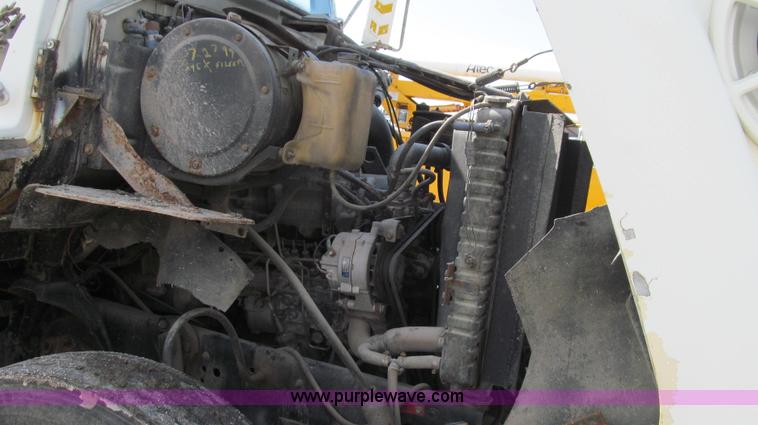 image for item G2114 1988 Ford L8000 dump truck