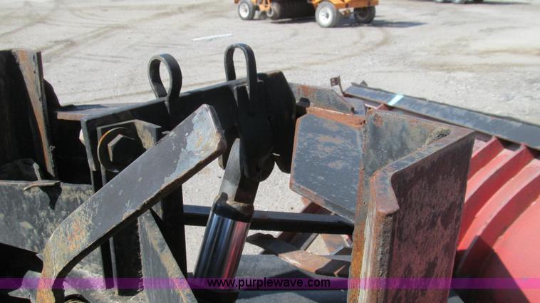 image for item G2115 1993 International 4900 dump truck