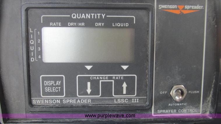 image for item G2115 1993 International 4900 dump truck