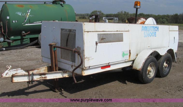 image for item G2116 Aquatech SJ600F portable pipe cleaner