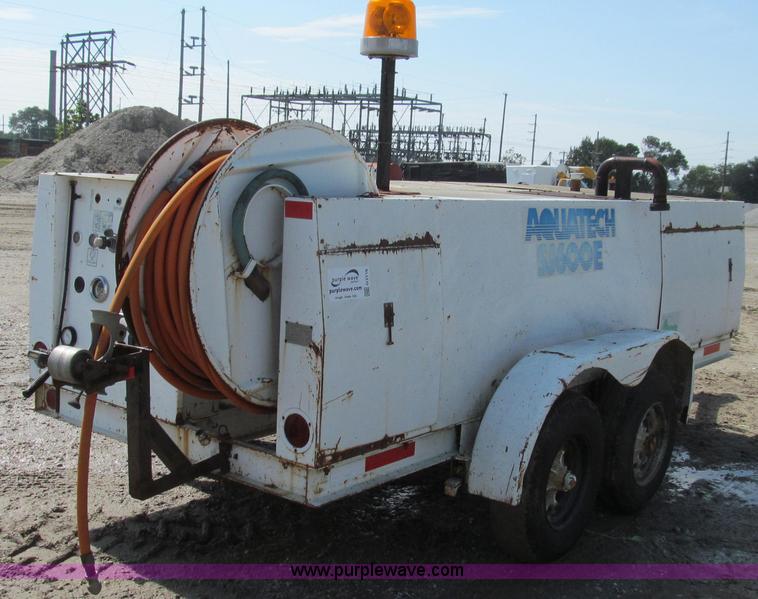 image for item G2116 Aquatech SJ600F portable pipe cleaner