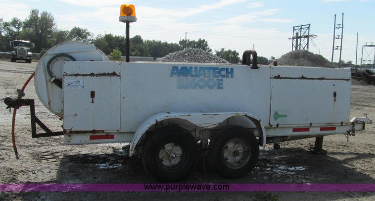 image for item G2116 Aquatech SJ600F portable pipe cleaner