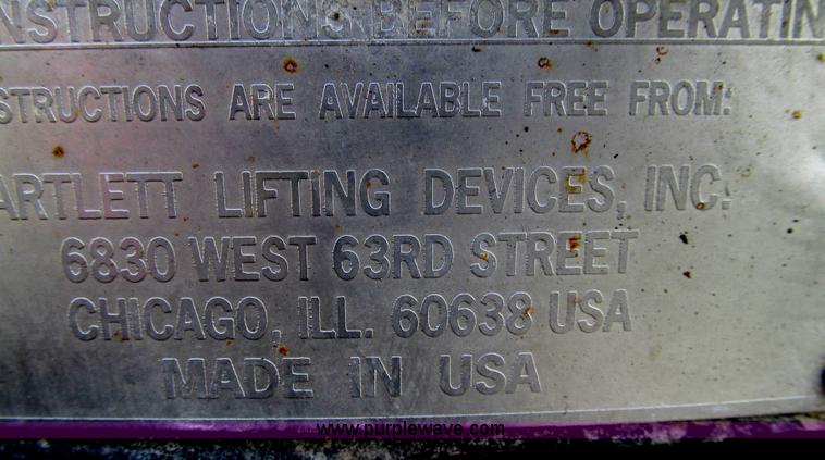 image for item G2117 Bartlett M85 lifting fifth wheel device