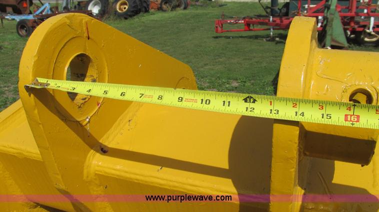 image for item G2118 Eaco 36"W excavator bucket