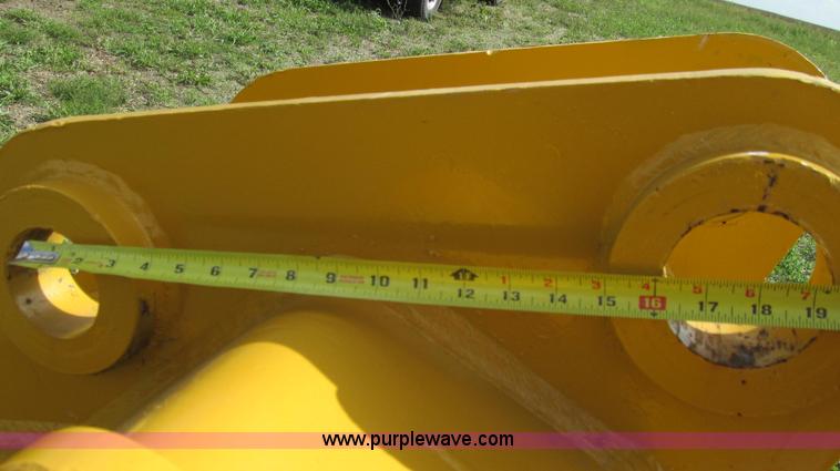 image for item G2118 Eaco 36"W excavator bucket