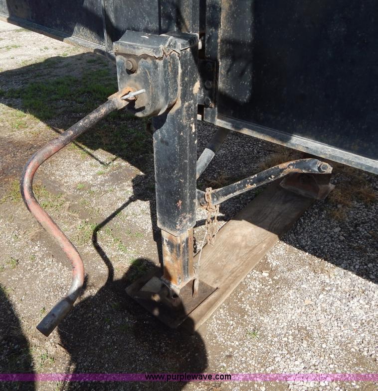 image for item G3090 1975 Fruehauf 27' end dump barrel trailer