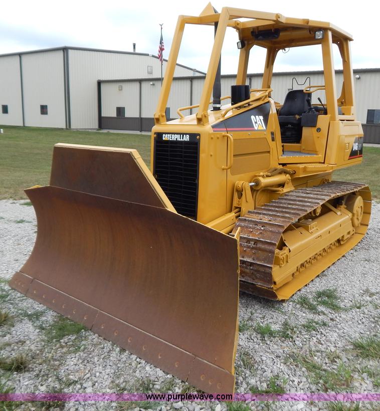 image for item G3373 2002 Caterpillar D4G LGP dozer