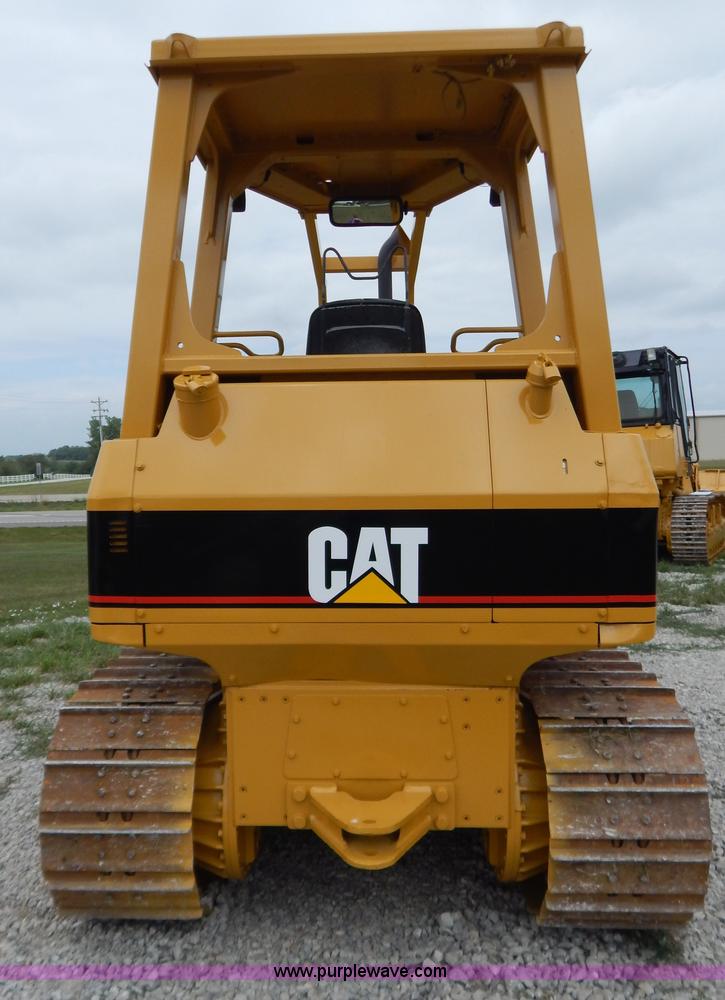 image for item G3373 2002 Caterpillar D4G LGP dozer
