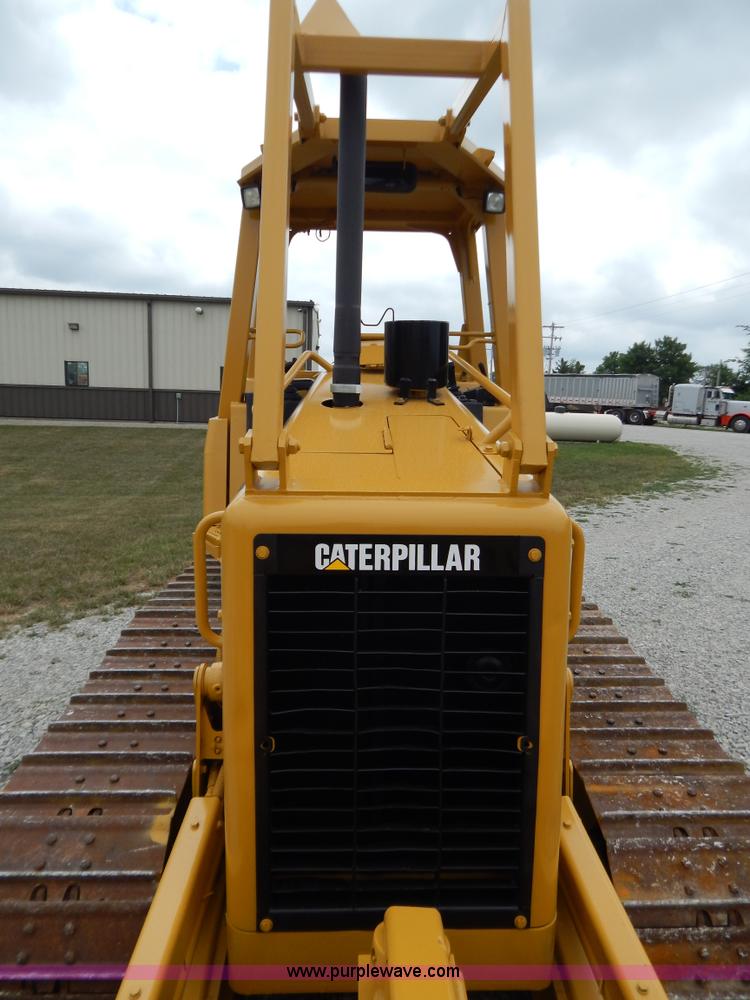 image for item G3373 2002 Caterpillar D4G LGP dozer
