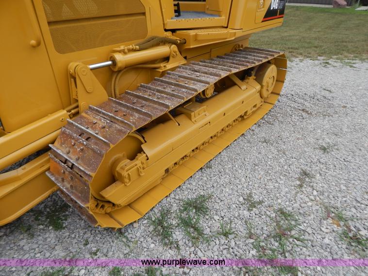 image for item G3373 2002 Caterpillar D4G LGP dozer