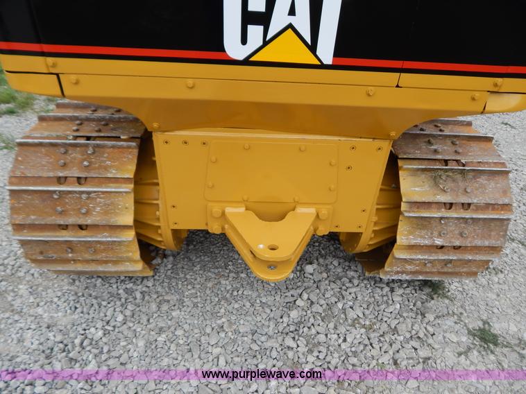 image for item G3373 2002 Caterpillar D4G LGP dozer
