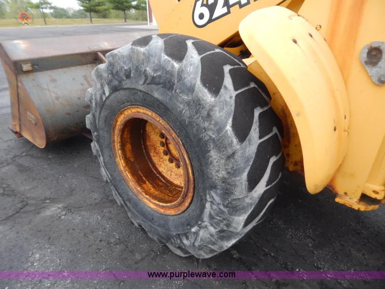 image for item G3466 1999 John Deere 624H wheel loader