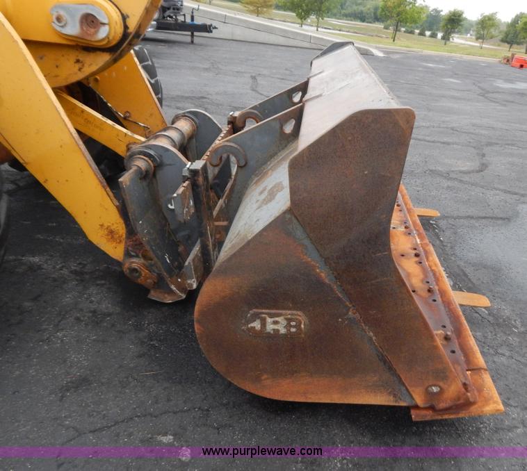 image for item G3466 1999 John Deere 624H wheel loader