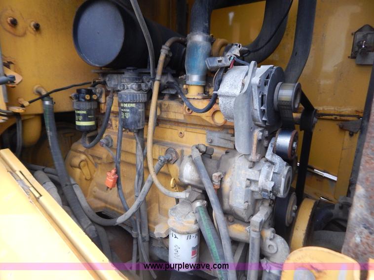 image for item G3466 1999 John Deere 624H wheel loader